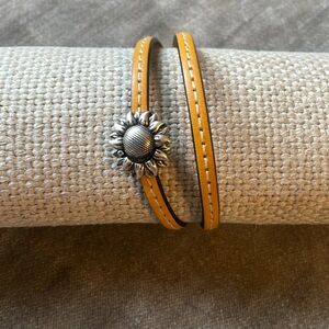NWOT Leather Sunflower Wrap Bracelet